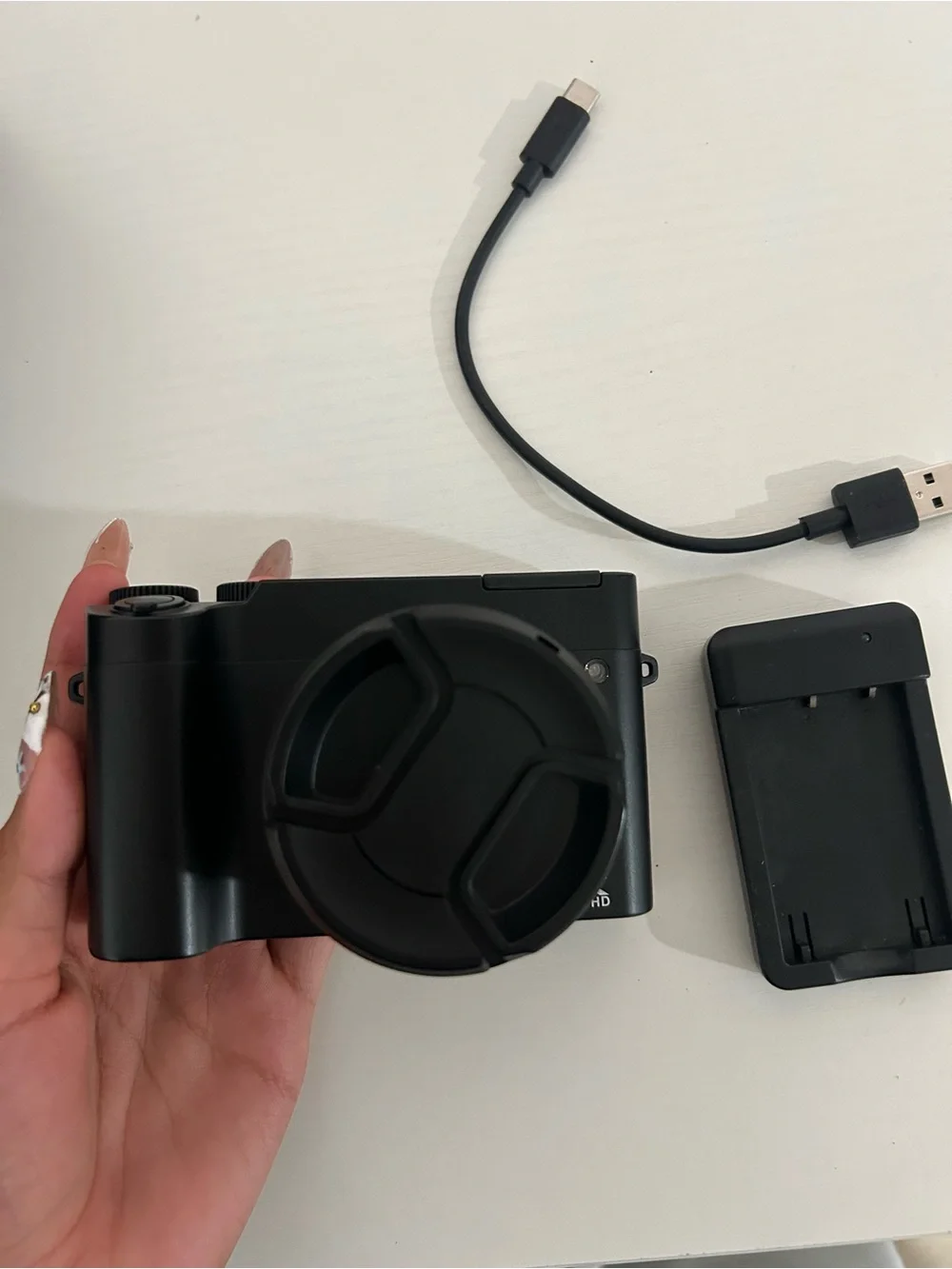 Compact Black Digital Camera with 16x Zoom - Black